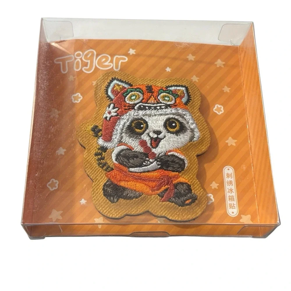 NIB Panda Bear‎ Magnet Tiger Embroidery Figural Anime Big Eye Cartoon Animal